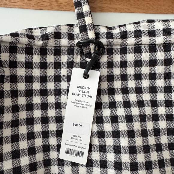 NWT Baggu Medium Nylon Bowler Bag Black & White Gingham - Picture 9 of 10